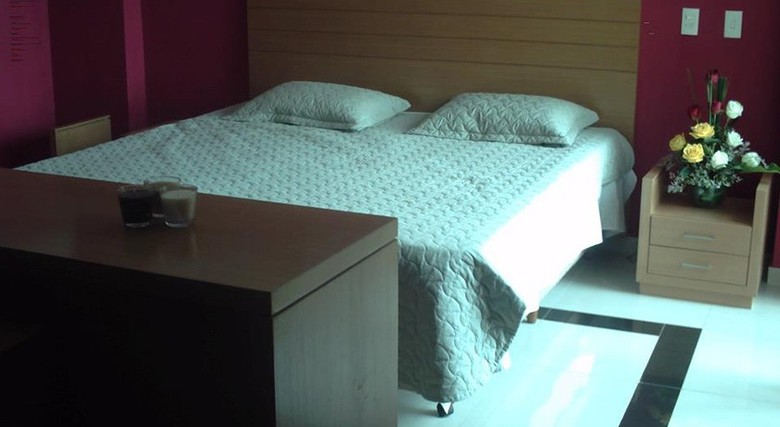 Don Limpone Hotel