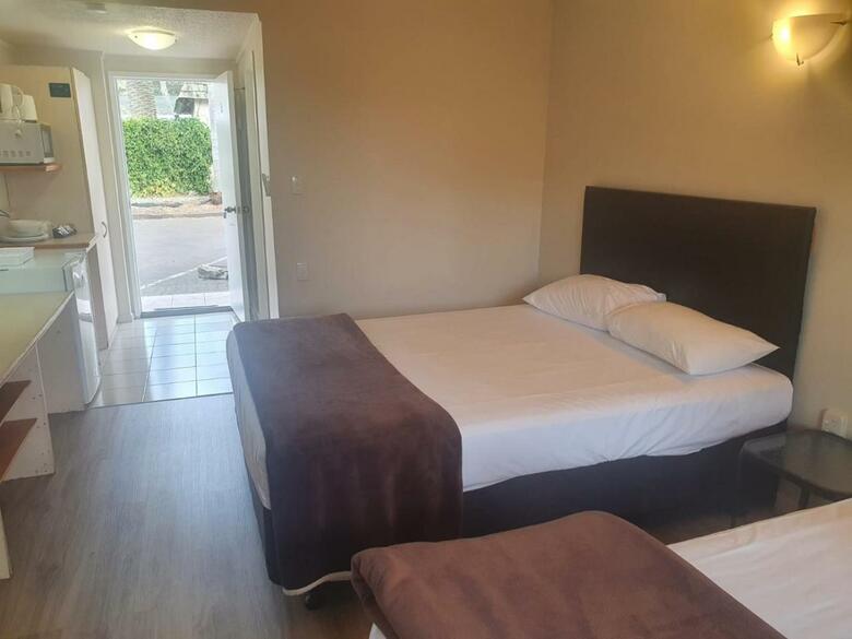 Hotel Ascot Epsom Motel