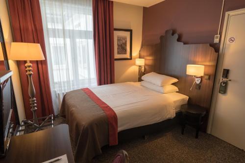 Hotel Corona - Hampshire Classic