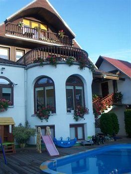 Albergue Hotel Po Kastonu