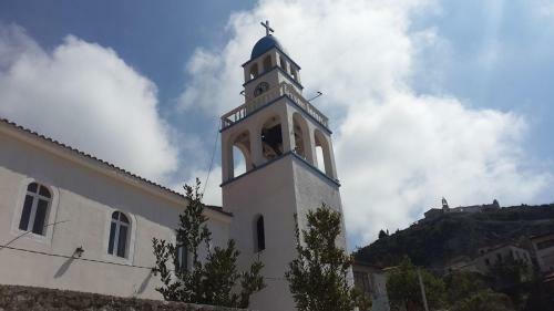 Hostal Villa Blue Drymades