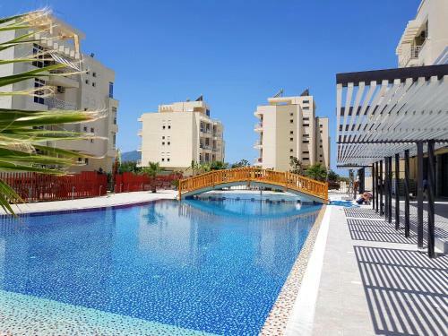 Flori Beach Apartment Radhime