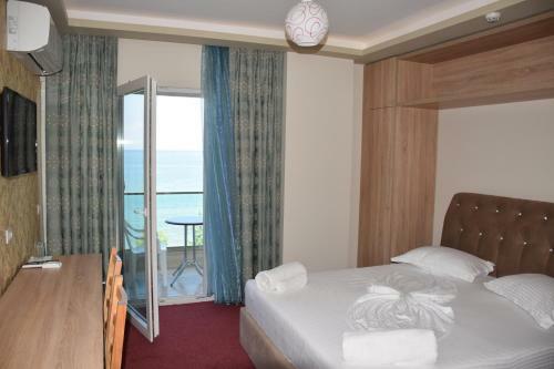 Hotel Pogradeci 2