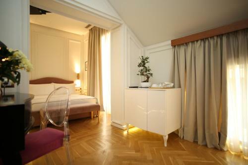 Divina Boutique Hotel