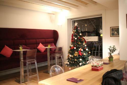 Divina Boutique Hotel