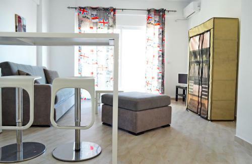 Alba Apartments