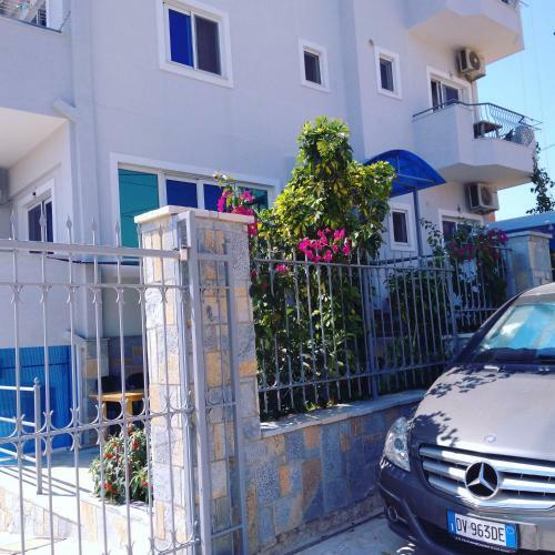Aparthotel Vila Ester