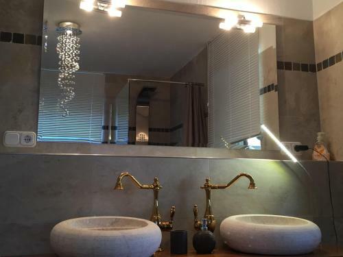 Apartamento Yeti Art Lux Appartment
