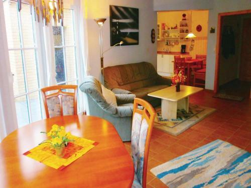 Two-bedroom Apartment With A Fireplace In Putbus