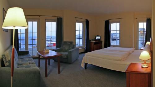 Hostal Sur La Mer - Pension & Restaurant