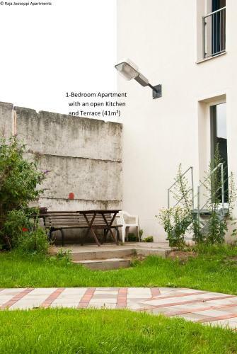 Apartamentos Raja Jooseppi