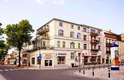 Hostal Ferienwohnungen Eicher Warnem�nde