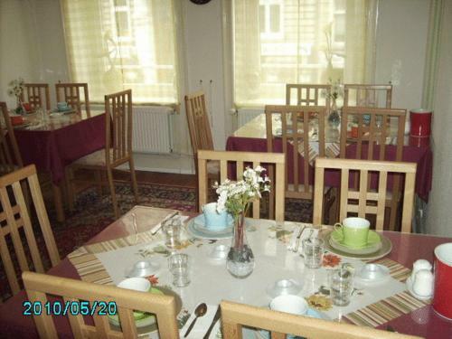 Hostal Hotel Garni Nord