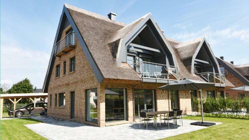 Exklusive Reetdach-villa Ostseefrische