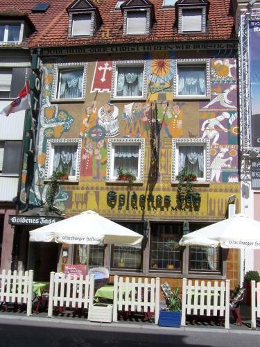 Hotel Goldenes Fa�