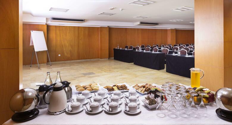 Hotel Occidental Santa Cruz Contempor�neo