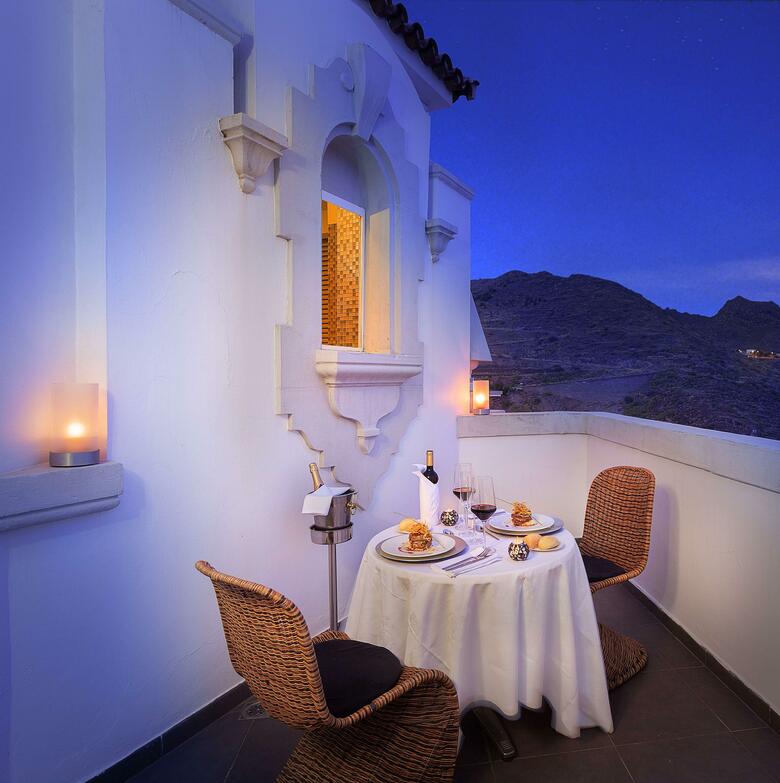 Hotel Occidental Santa Cruz Contempor�neo
