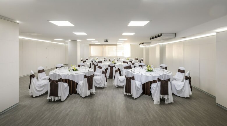 Hotel Occidental Santa Cruz Contempor�neo