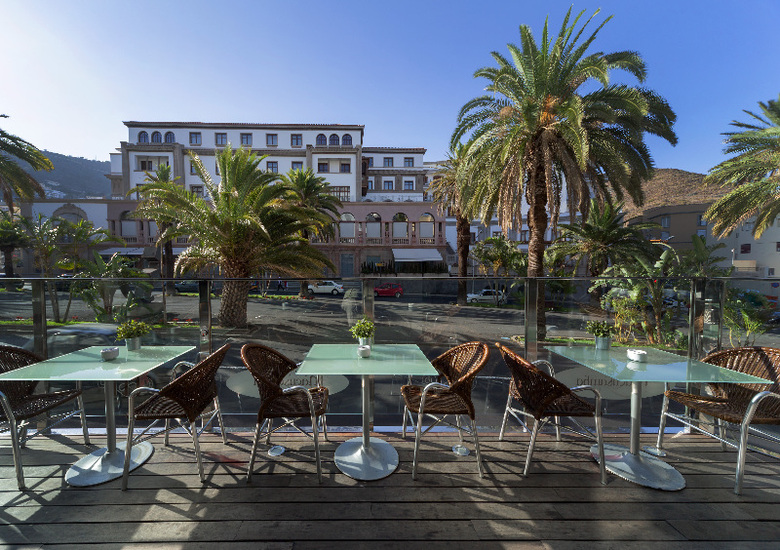 Hotel Occidental Santa Cruz Contempor�neo