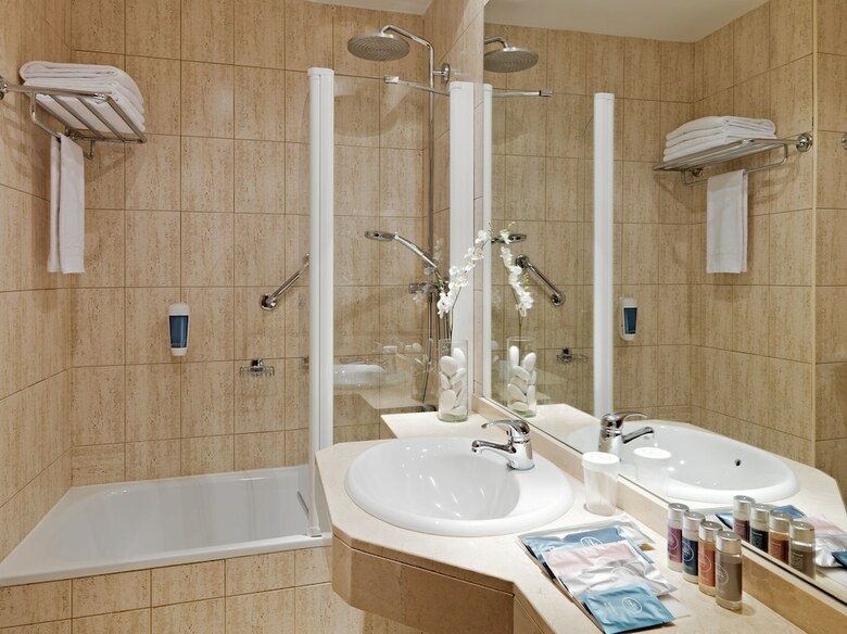 Hotel Occidental Santa Cruz Contempor�neo