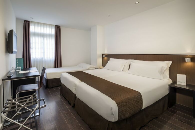 Hotel Occidental Santa Cruz Contempor�neo