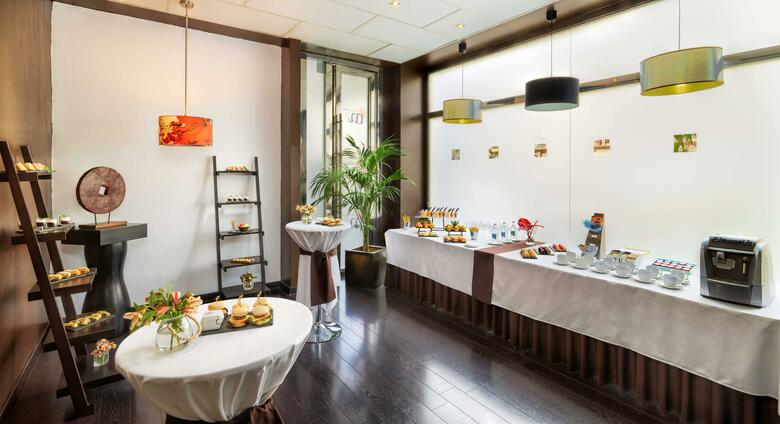 Hotel Occidental Santa Cruz Contempor�neo