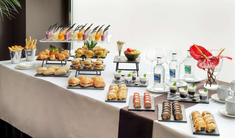 Hotel Occidental Santa Cruz Contempor�neo