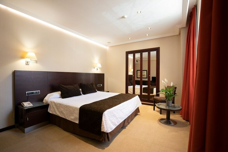 Hotel San Juan de Los Reyes