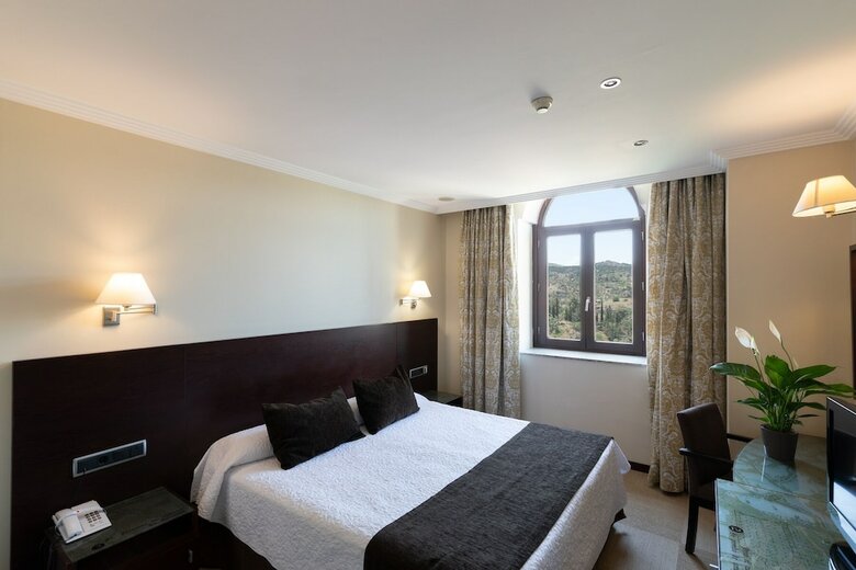 Hotel San Juan de Los Reyes
