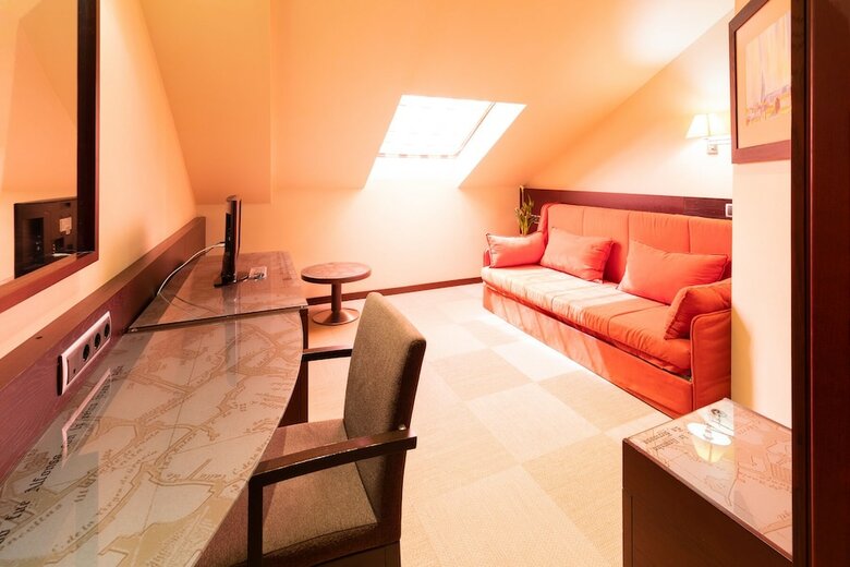 Hotel San Juan de Los Reyes