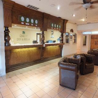 Hotel Quality Inn & Suites
