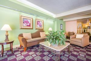Hotel Madera Valley Inn