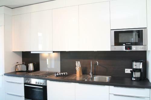 Holiday At Alexanderplatz Apartments