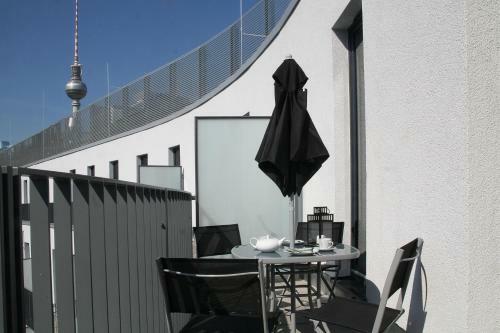 Holiday At Alexanderplatz Apartments