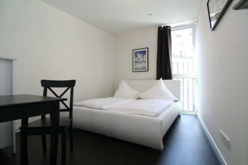 Holiday At Alexanderplatz Apartments