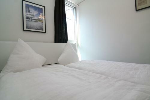 Holiday At Alexanderplatz Apartments