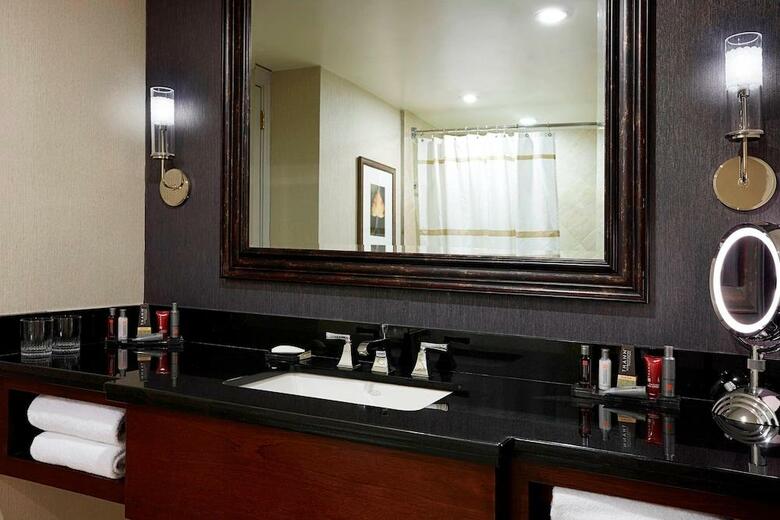 Hotel Westchester Marriott