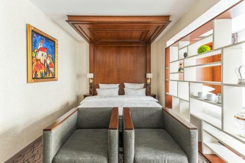 Hotel Advastay By King�s
