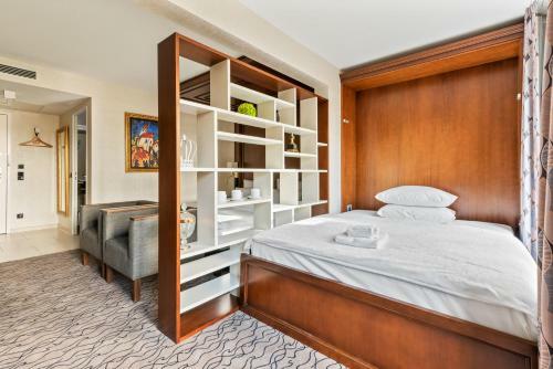 Hotel Advastay By King�s