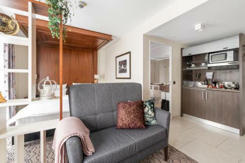 Hotel Advastay By King�s