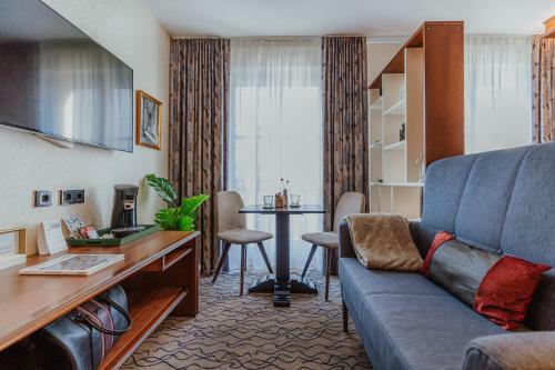 Hotel Advastay By King�s