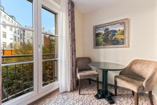 Hotel Advastay By King�s