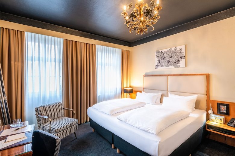Hotel W�rzburger Hof ****