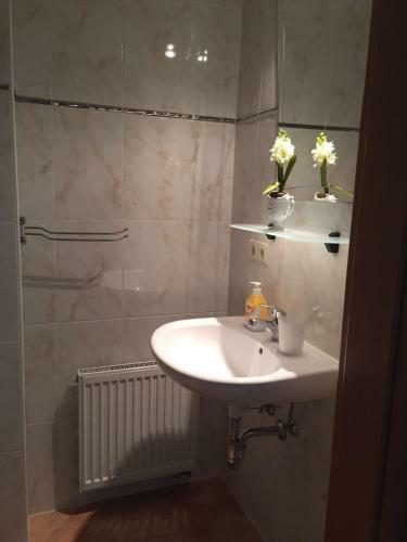 Hostal Nathalie Leser