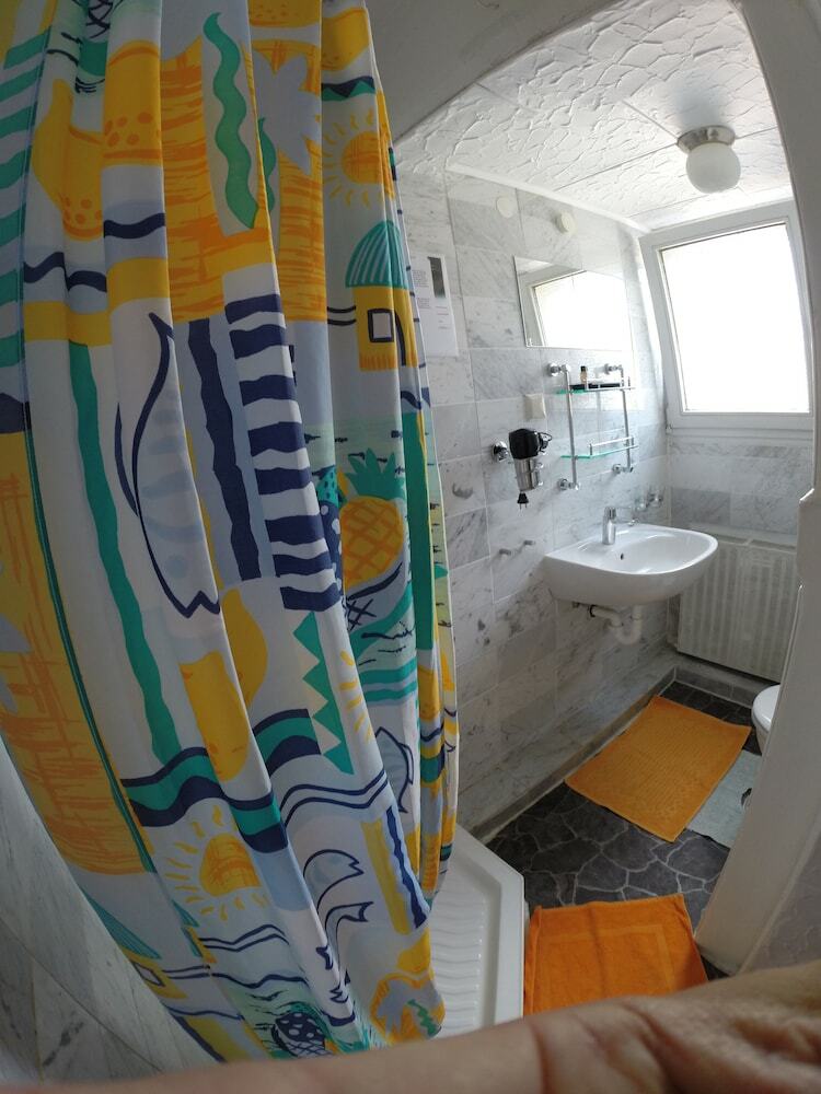 Bed & Breakfast Stayincologne