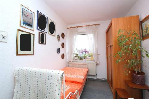 Fair Direct Private Apartment (6084)