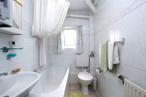 Fair Direct Private Apartment (6084)