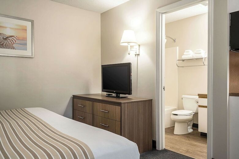 Hotel Suburban Extended Stay Of Wilmington