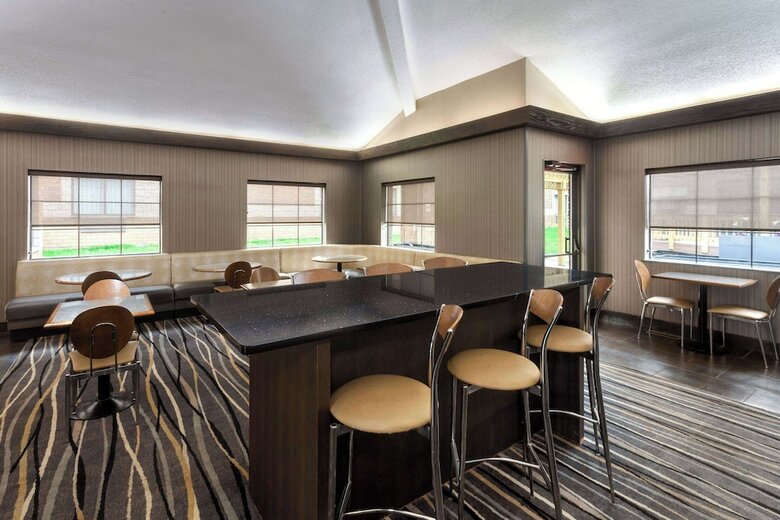 Hotel Comfort Inn West