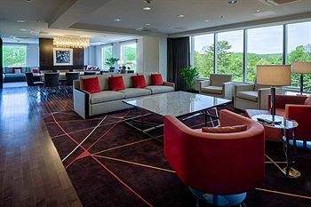 Clarion Hotel